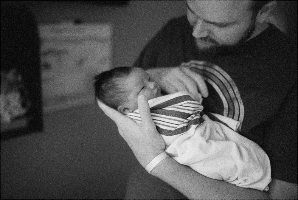Charlottesville-Virginia-Newborn-Photographer-Film_1196.jpg