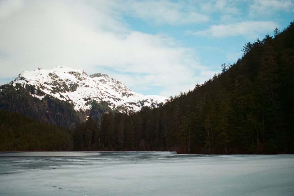 Sitka-Alaska-Destination-Wedding-Photographer_0303.jpg